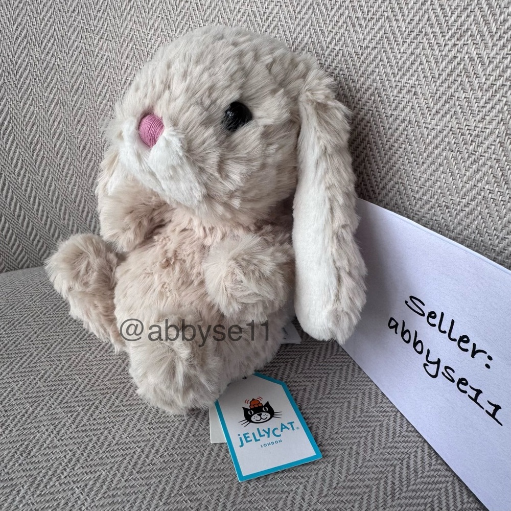 Jellycat Yummy Bunny - Beige - Authentic - BNWT - Fast Ship - Easter - Picture 2 of 5